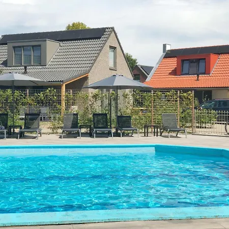 505 Op Recreatiepark De Wielen 木屋 荷属圣马丁