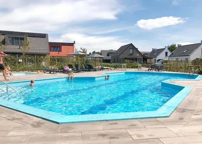 505 Op Recreatiepark De Wielen 샬레 *