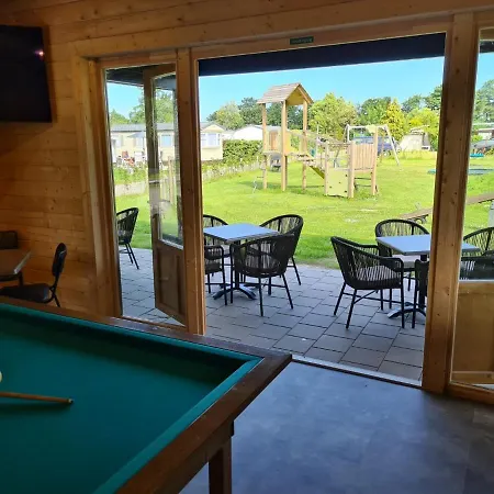 Chalé 505 Op Recreatiepark De Wielen *