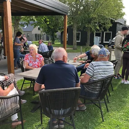 505 Op Recreatiepark De Wielen Chalé *